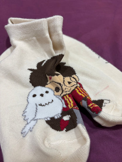 Magical Hogwarts Adventure Cozy Socks – Harry & Hedwig Edition