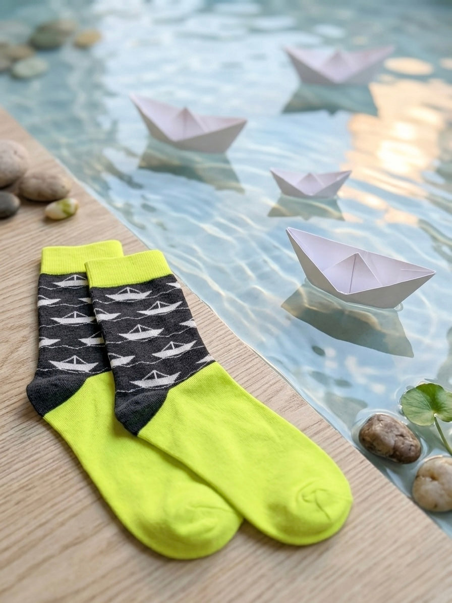 Paper Boat Wanderlust Socks – Neon Edition
