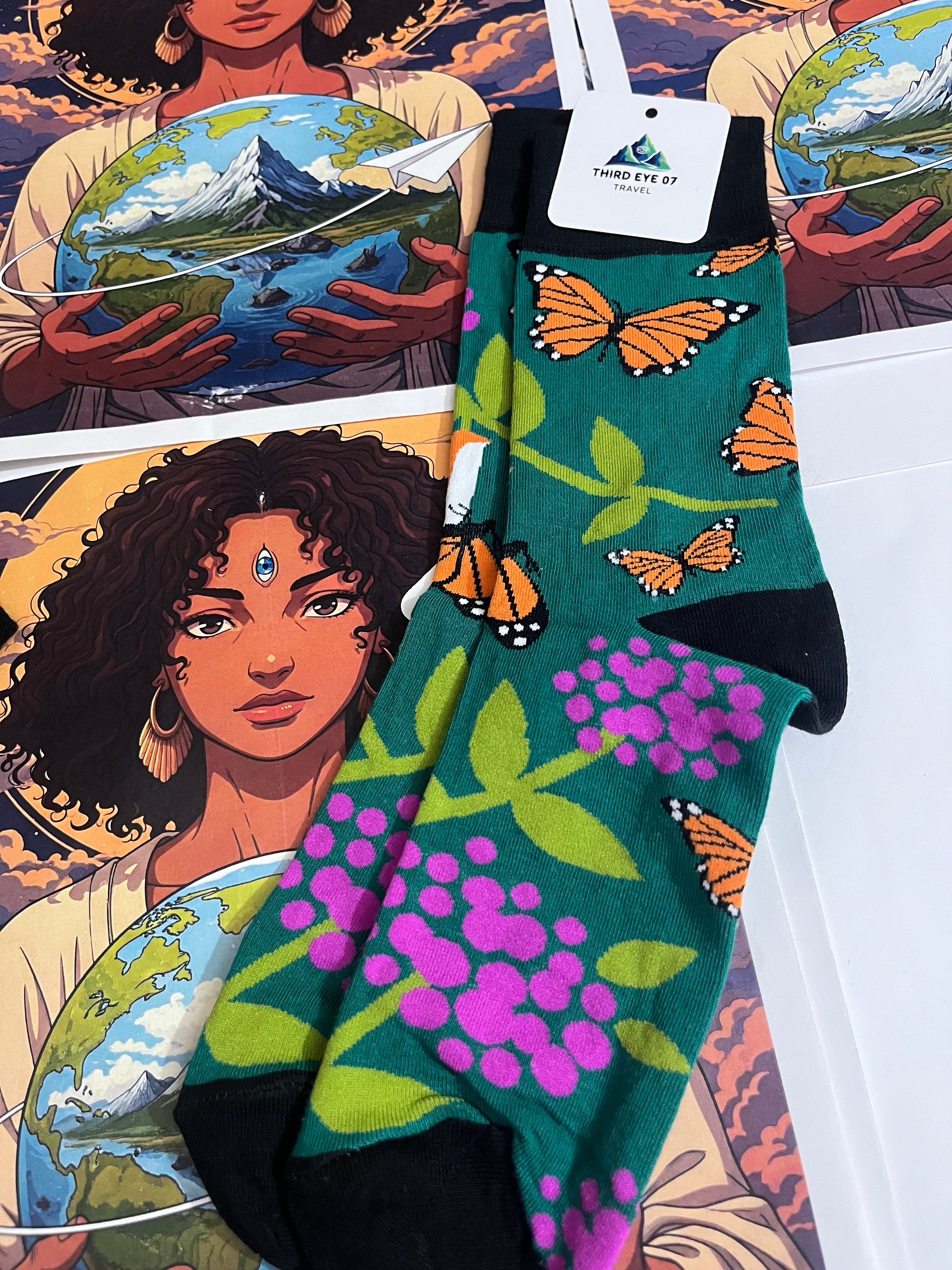 ENCHANTING BUTTERFLY SOCKS